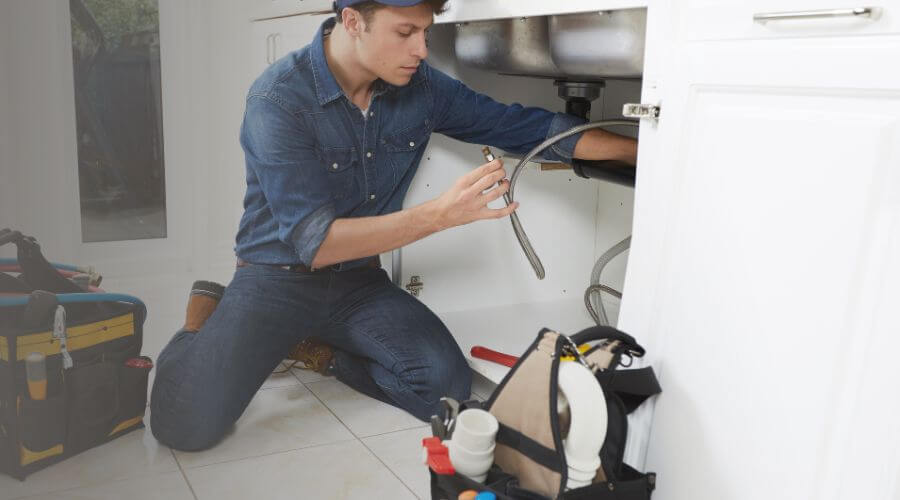 Expert burst pipe repair services in Hinsdale, NY